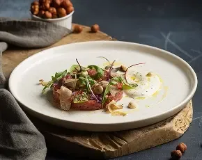Тар-тар из мраморной говядины с трюфелем в CulinaryOn