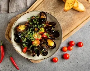 Соте из мидий по-французски в CulinaryOn