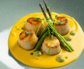 Beef & Beyond: стейк мясника, тартар из мраморной говядины и семифреддо с виски | 18+