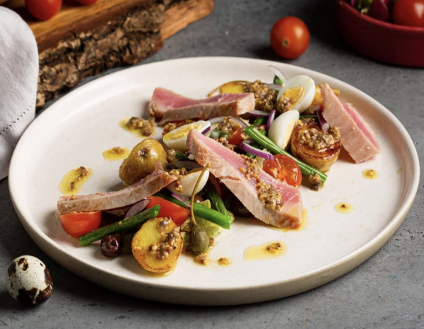 Bon voyage! Нисуаз, каре ягненка и профитроли | 16+ в CulinaryOn