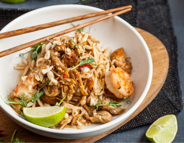 Савадика, Таиланд: Королевские креветки и Пад Тай | 16+ в CulinaryOn